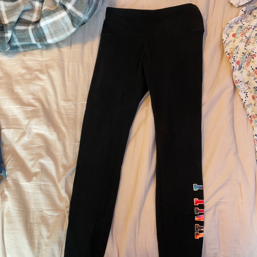 Victoria’s Secret PINK Leggings